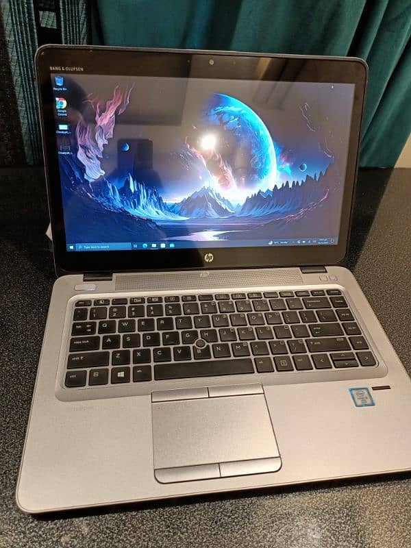 HP ELITEBOOK 0