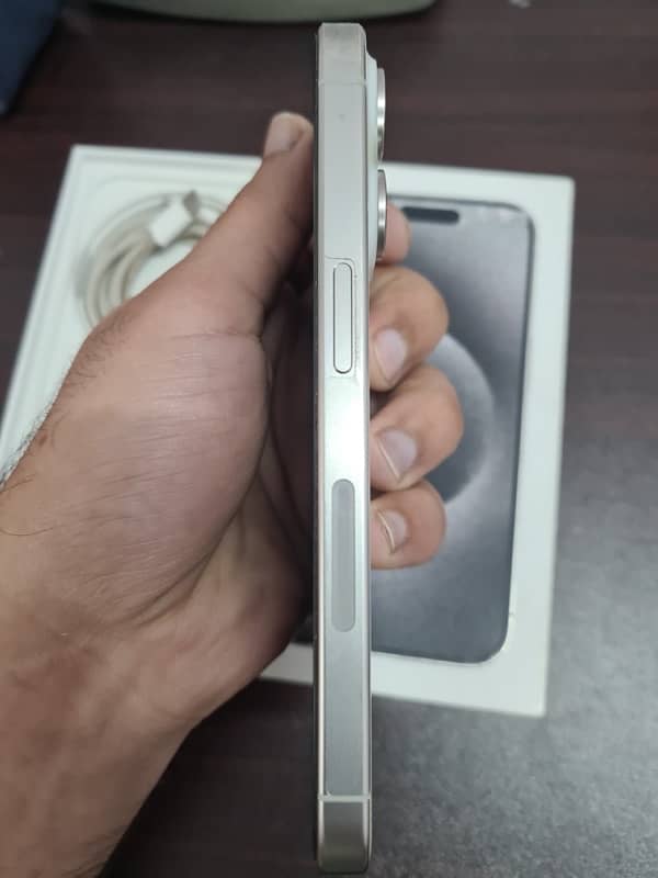 iPhone 15 pro JV 128gb Used 4