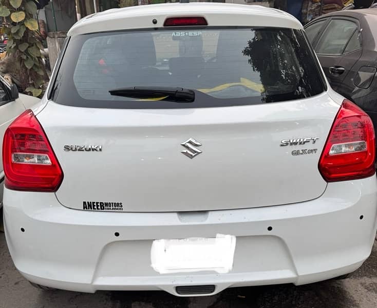 Suzuki Swift 2022 GLX cvt 2