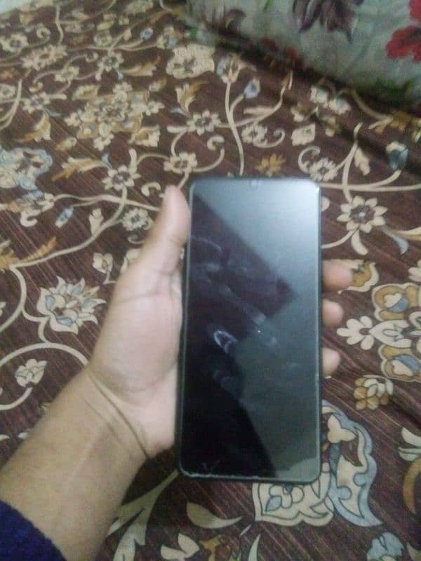 vivo y03t 4+4 ram 64 gb 11 months warnty lush condition 1