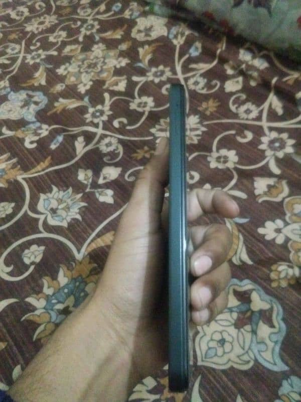 vivo y03t 4+4 ram 64 gb 11 months warnty lush condition 2