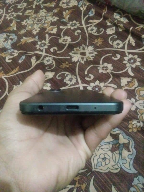 vivo y03t 4+4 ram 64 gb 11 months warnty lush condition 4