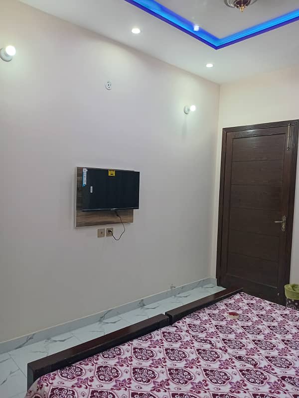 BRAND NEW ROOM FULLY FURNISHED NEAR SHAUKAT KHANUM AND UCP 2