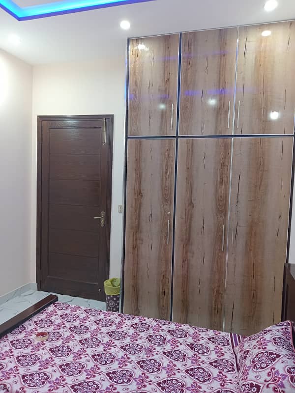 BRAND NEW ROOM FULLY FURNISHED NEAR SHAUKAT KHANUM AND UCP 8