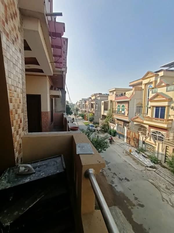 F Block 4 Marla Double Storey House Available For Sale Reasonable Price In Al Rehman Garden Phase 2 8