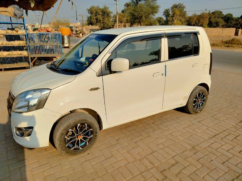 Suzuki Wagon R 2020 1