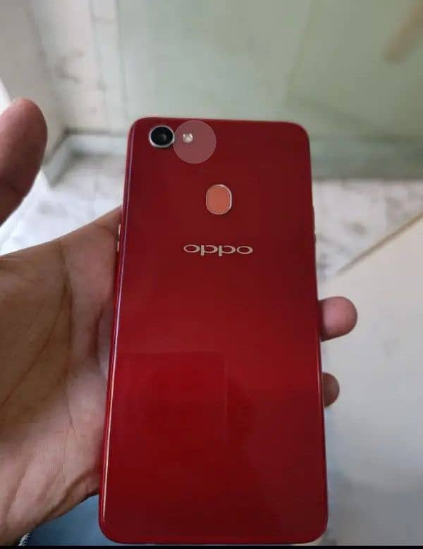 Oppo f7 6gb/128gb 0