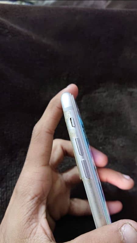 Iphone 8 64GB Non PTA 2