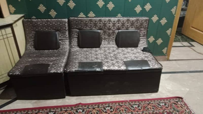 4 seater Ik set or ha leather sofa 0