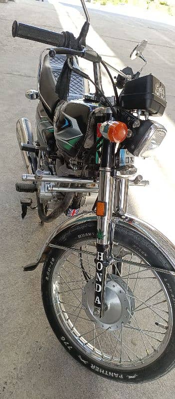 Honda CG 125 for sale contct no 03085150727 4