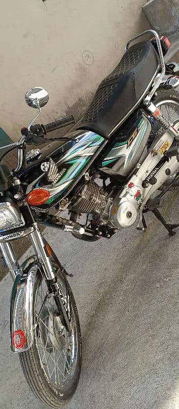 Honda CG 125 for sale contct no 03085150727 8