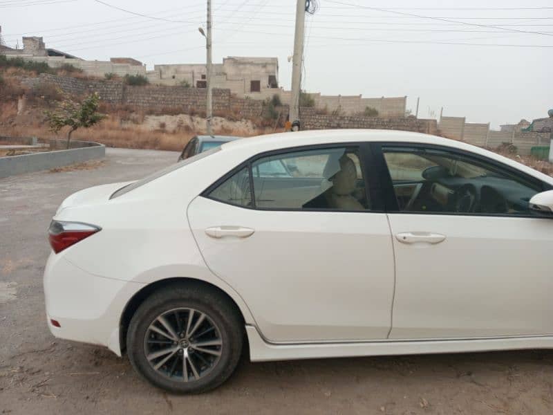 Toyota Corolla Altis 2018 5