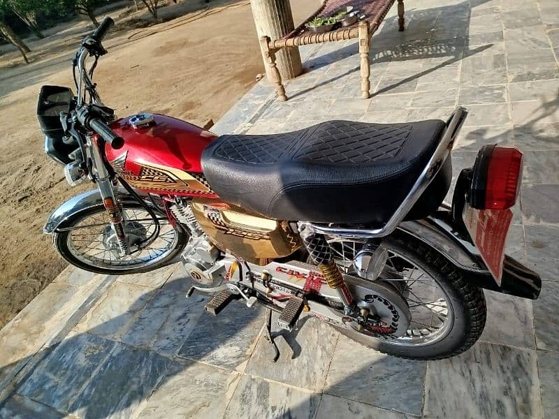 Honda 125 Gold Edition 2