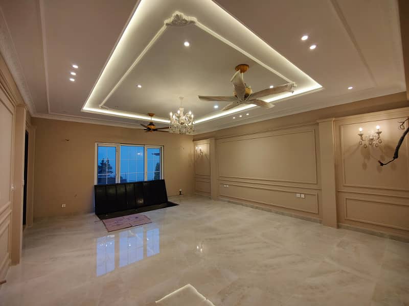 3 Kanal Beautiful Designer House For Rent 14