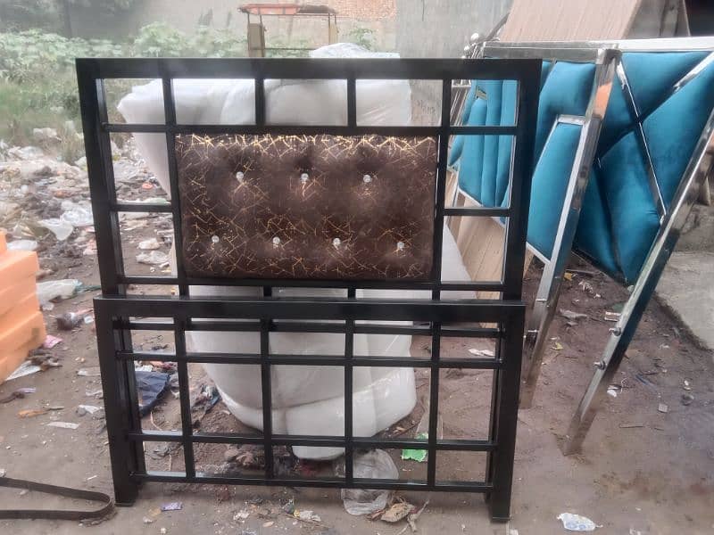 iron bed single final price 11500 7