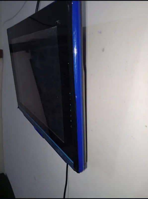 LED TV 3