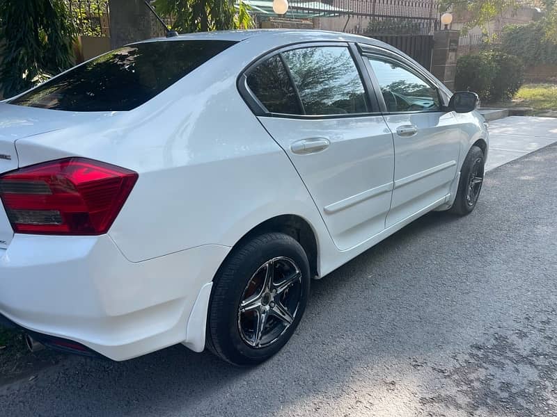 Honda City IVTEC 2018 1.3 auto first hand orginal condition 4