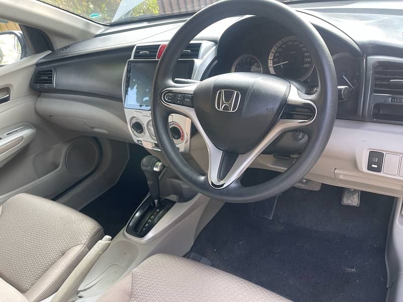 Honda City IVTEC 2018 1.3 auto first hand orginal condition 18