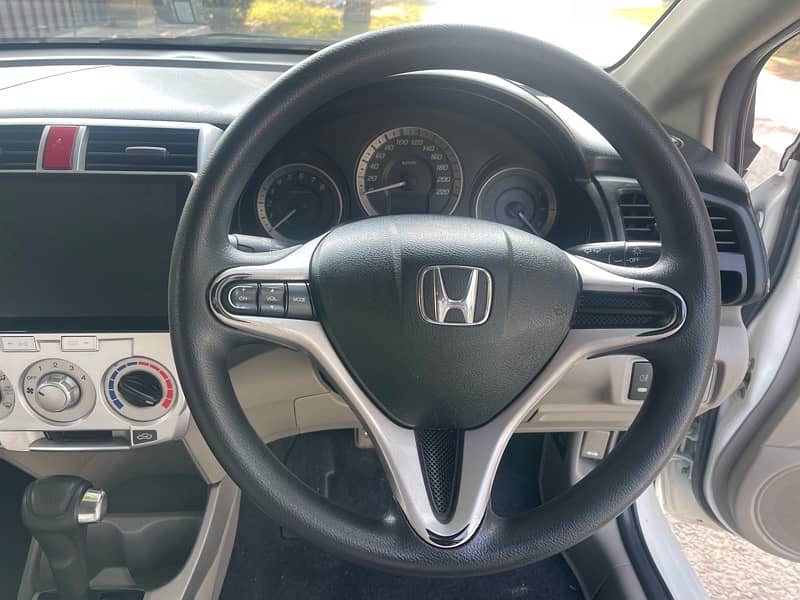 Honda City IVTEC 2018 1.3 auto first hand orginal condition 19