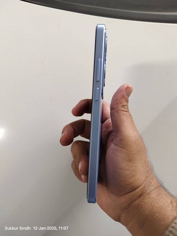 Oppo Reno 11F 5G 3