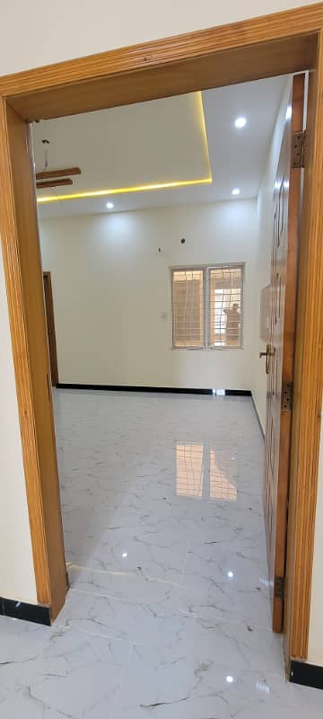 5 MARLA BRAND NEW 2ND FLOR AVAILABLE FOR RENT IN JUBILEE TOWN LAHORE 6