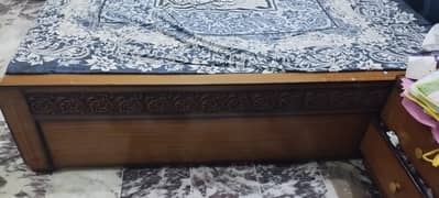 King Size Bed with 2 side tables