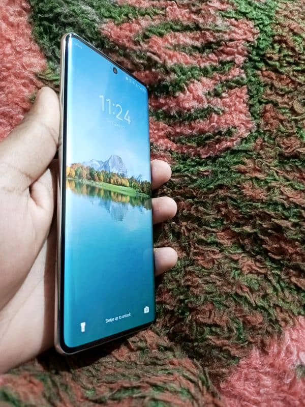 Tecno Spark 20 Pro Plus (White Colour) 0