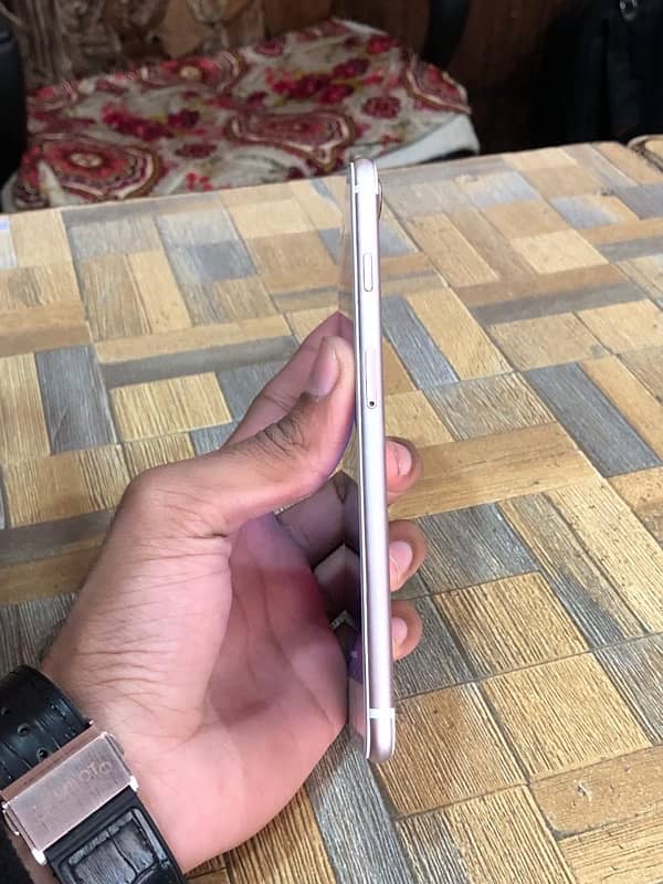 iPhone 7 Plus, 128 Gb,PTA Approved ,100% Battery Health 1