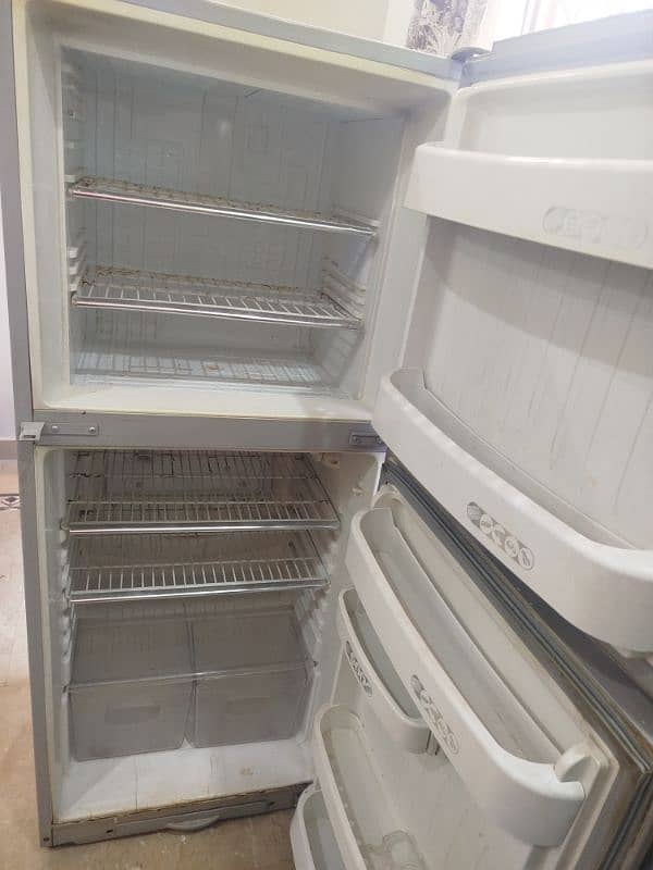 Refrigerator for sale 0