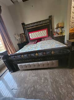 BRAND NEW BED WITH SIDE TABLES