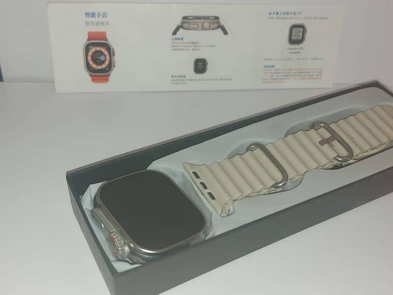 T900ultra smartwatch white stap and Blue and Black  stap 3