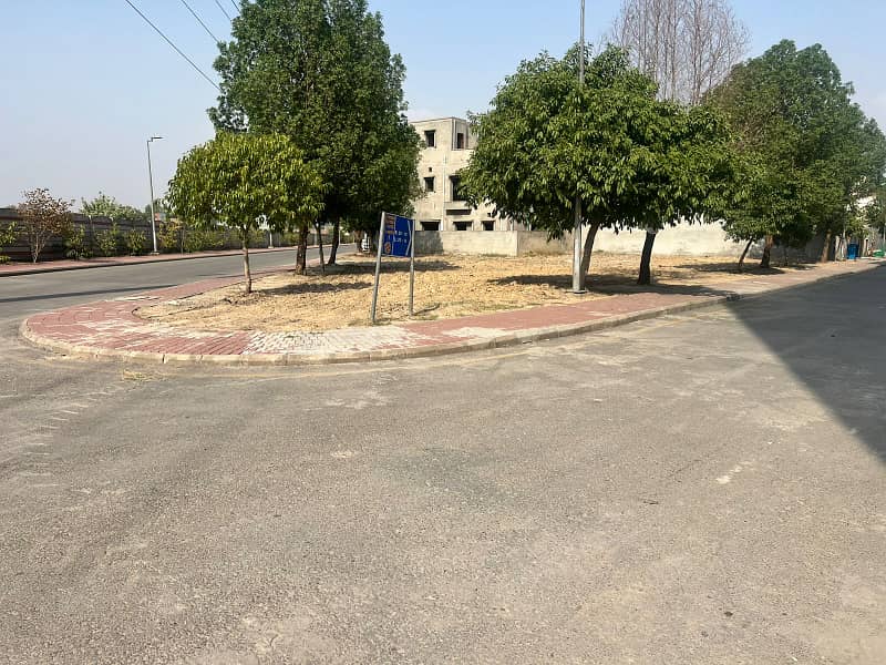 Studio One Bed Apartment For Sale In Bahria Orchard Phase 2 Very Reasonable Price With Easy Installments 4