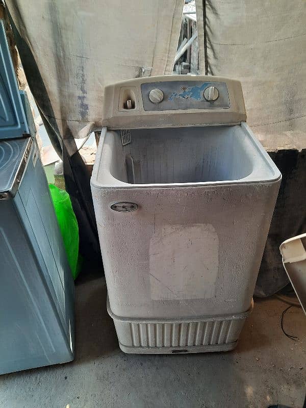 washing machine United 570 for sale in copper 2