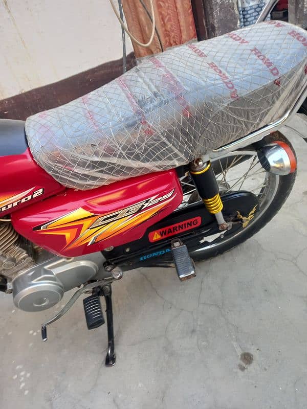 yah bike Mian Channu mein hai 2