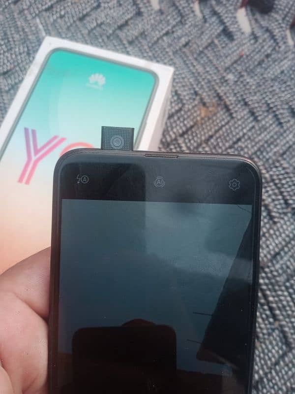 Huawei y9 prime 4 / 128 2