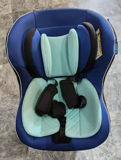 Juniors Car Seat in excellent condition for sale