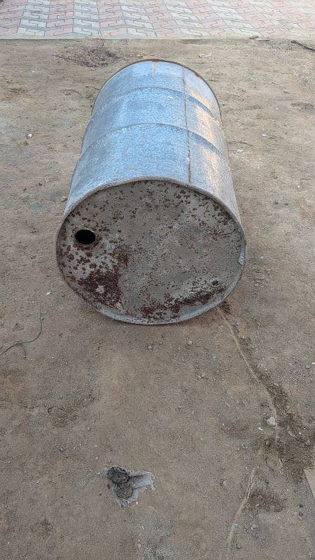 Water oil drum 5