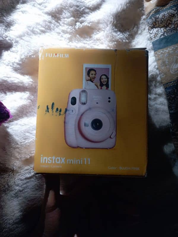 Instax mini 11 / poloride camera 3