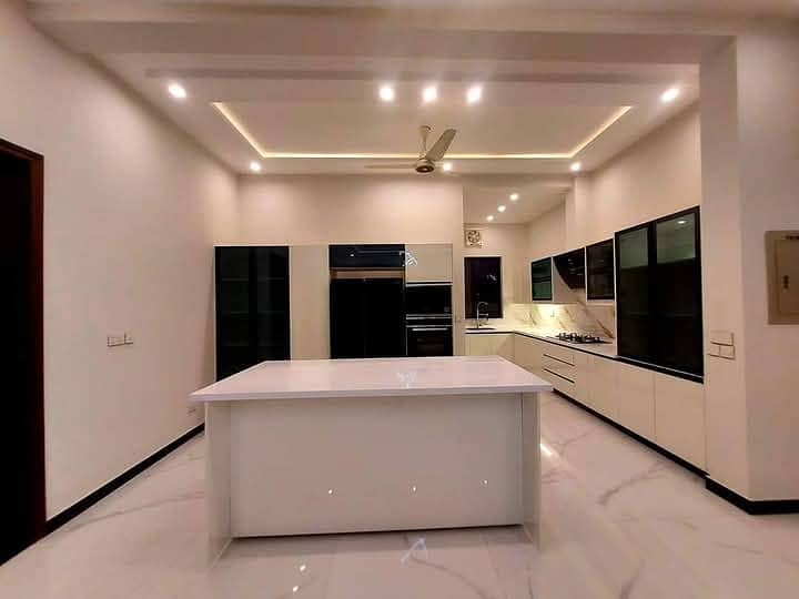 10 Marla upper portion available for rent in Gulbarga gareen Islamabad 0