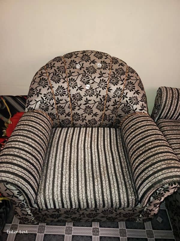 sofa for sale 5 seeter 2