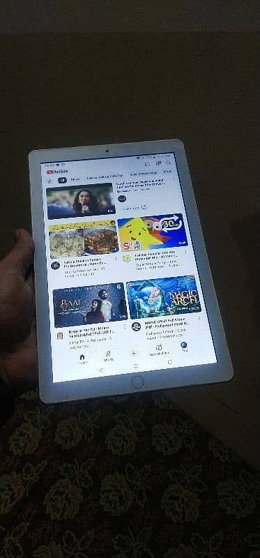 Tablet Mi-pad 10.1 FHD display just like new 2