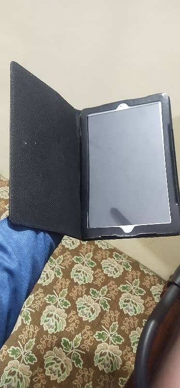 Tablet Mi-pad 10.1 FHD display just like new 5