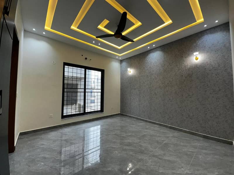 5 Marla Brand New House For Sale In Lake City - Sector M-7B Lake City Lahore 5