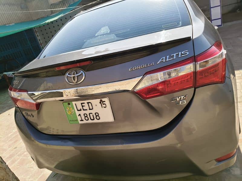 Toyota Altis Grande 2015 3