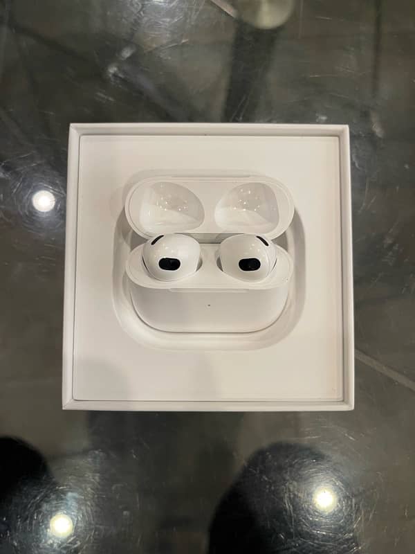 Apple Airpods 3rd generation 0