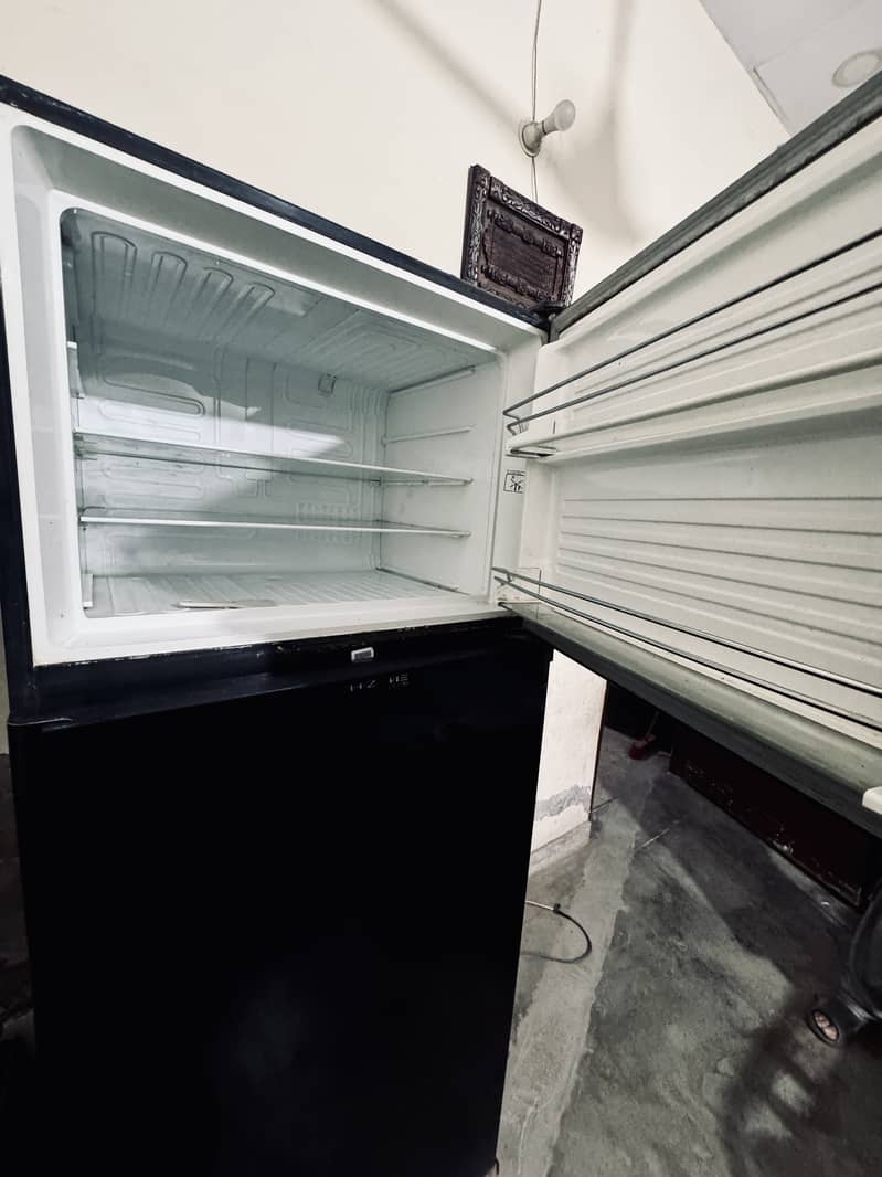 Dawlance Jumbo Size Refrigerator (Slightly Used) 1