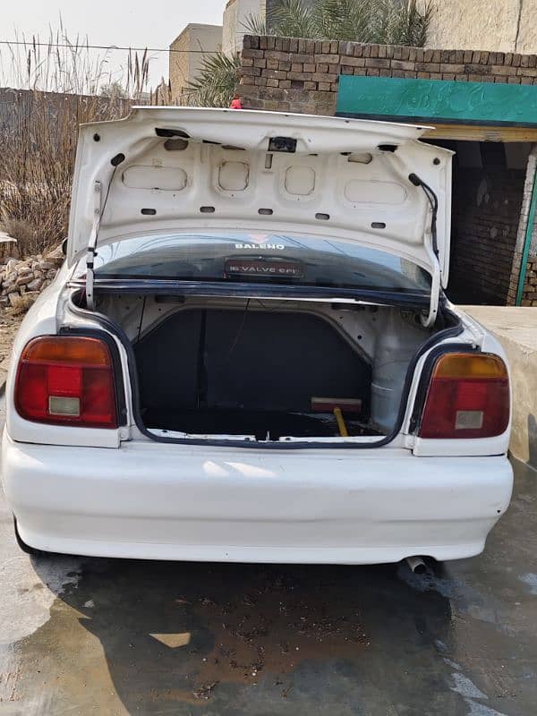 Suzuki Baleno 2000 4