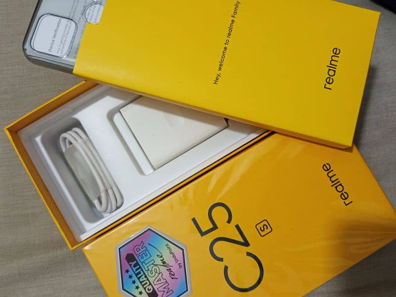 Realme c25s 3