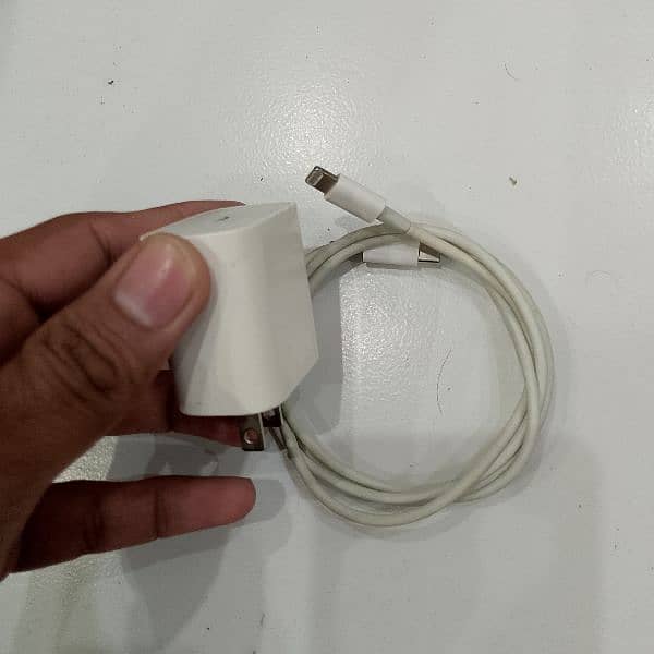 iphone orignal charger 2