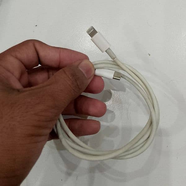 iphone orignal charger 3